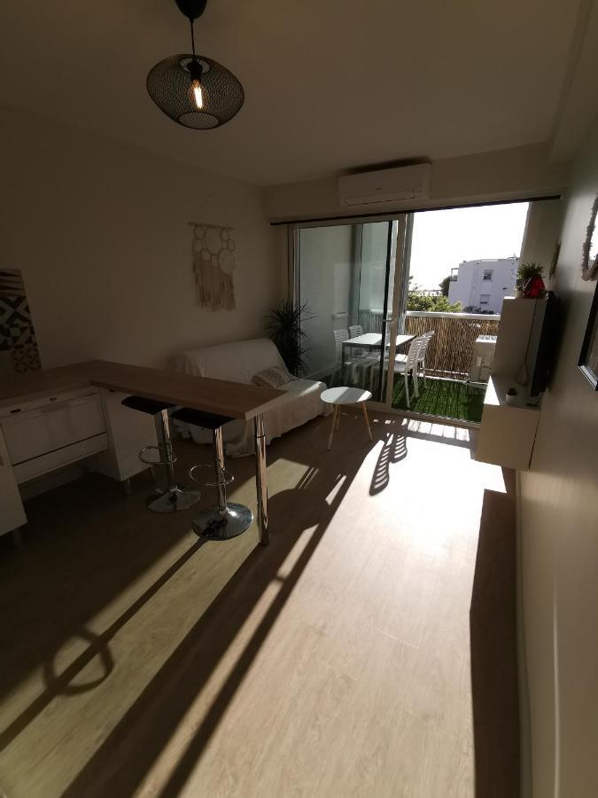 Appartement 1 Chambre + Parking A Deux Pas Des Plages Σετ Εξωτερικό φωτογραφία